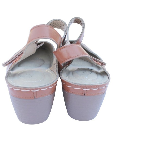 Atalina Brown Cognac Leather Clogs with Strap Women Size 7W NWOT - Picture 4 of 7